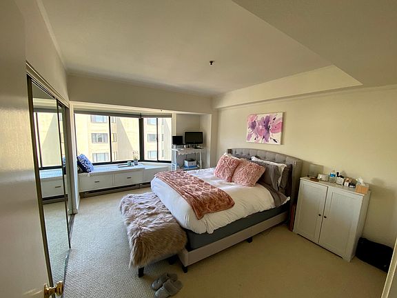 2nd image of 601 Van Ness Ave APT 630