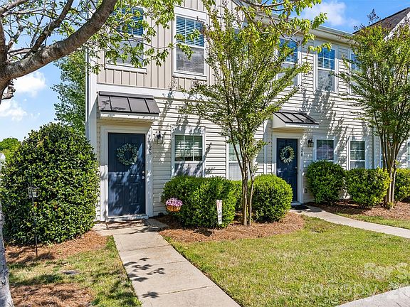 4th image of 126 Cadbury Ln