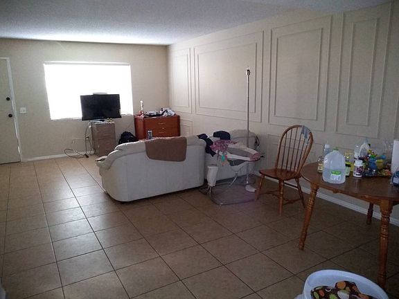 4th image of 1480 E Marshall Blvd APT 22