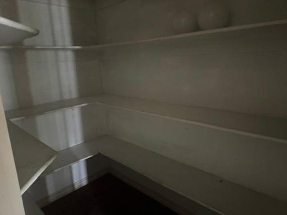 4th image of 21 Stephens Ln