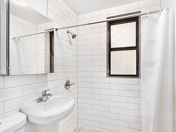 5th image of 229 Sullivan St APT 2D