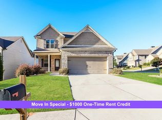 160 Muscogee Dr, Hoschton, GA 30548