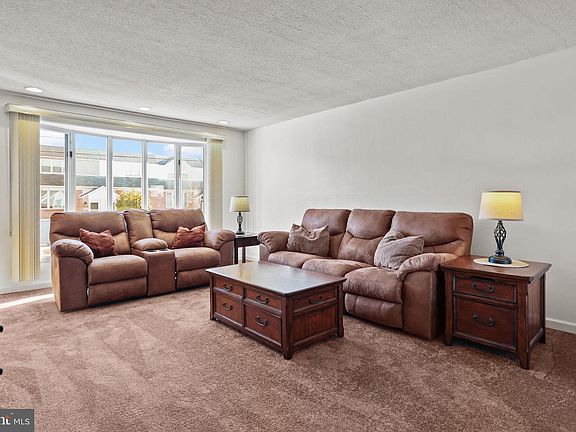 5th image of 3542 Drumore Dr