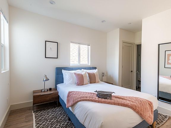 3rd image of 108C Bosworth St #108C