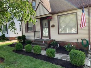 1630 Mapledale Rd, Wickliffe, OH 44092