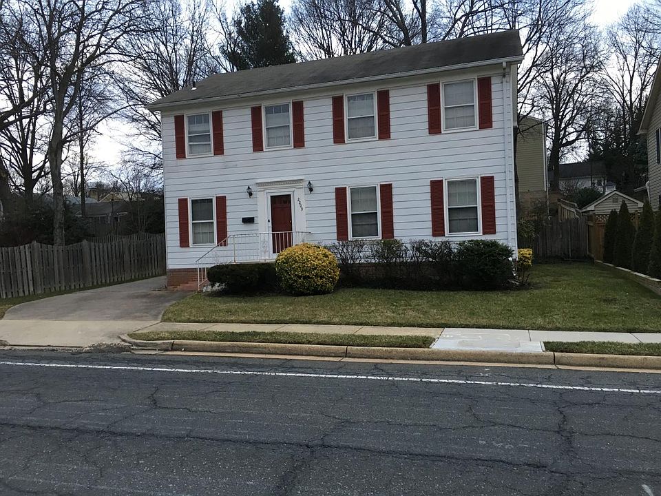 1st image of 2209 N Sycamore St