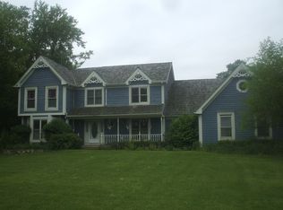 280 Pebble Creek Dr, Tower Lakes, IL 60010