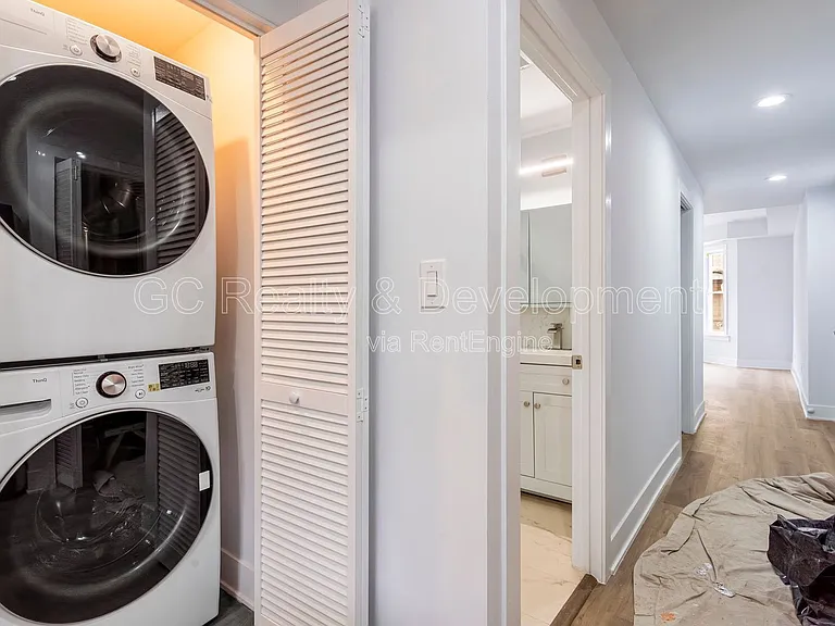 3744 N Wilton Ave #1N — Photo 8