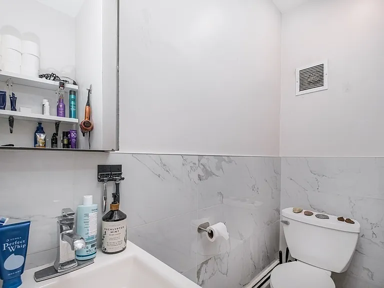 4 Wigglesworth St #B — Photo 4