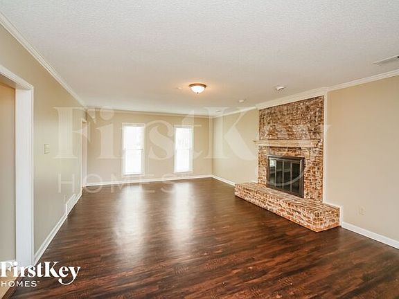 3rd image of 3113 Edgeworth Ln