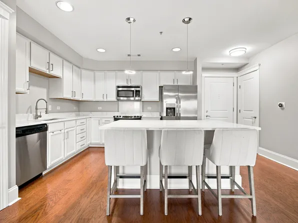 222 Glenwood Ave, Raleigh, NC 27603