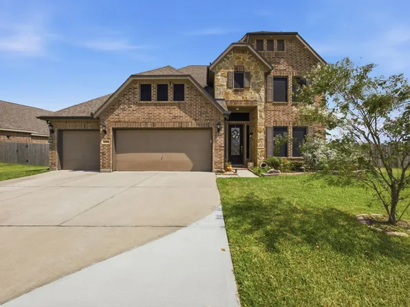 15002 Gulfstream Park Ave, Mont Belvieu, TX 77523