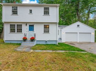 44 Dwelley Ave, Hanover, MA 02339