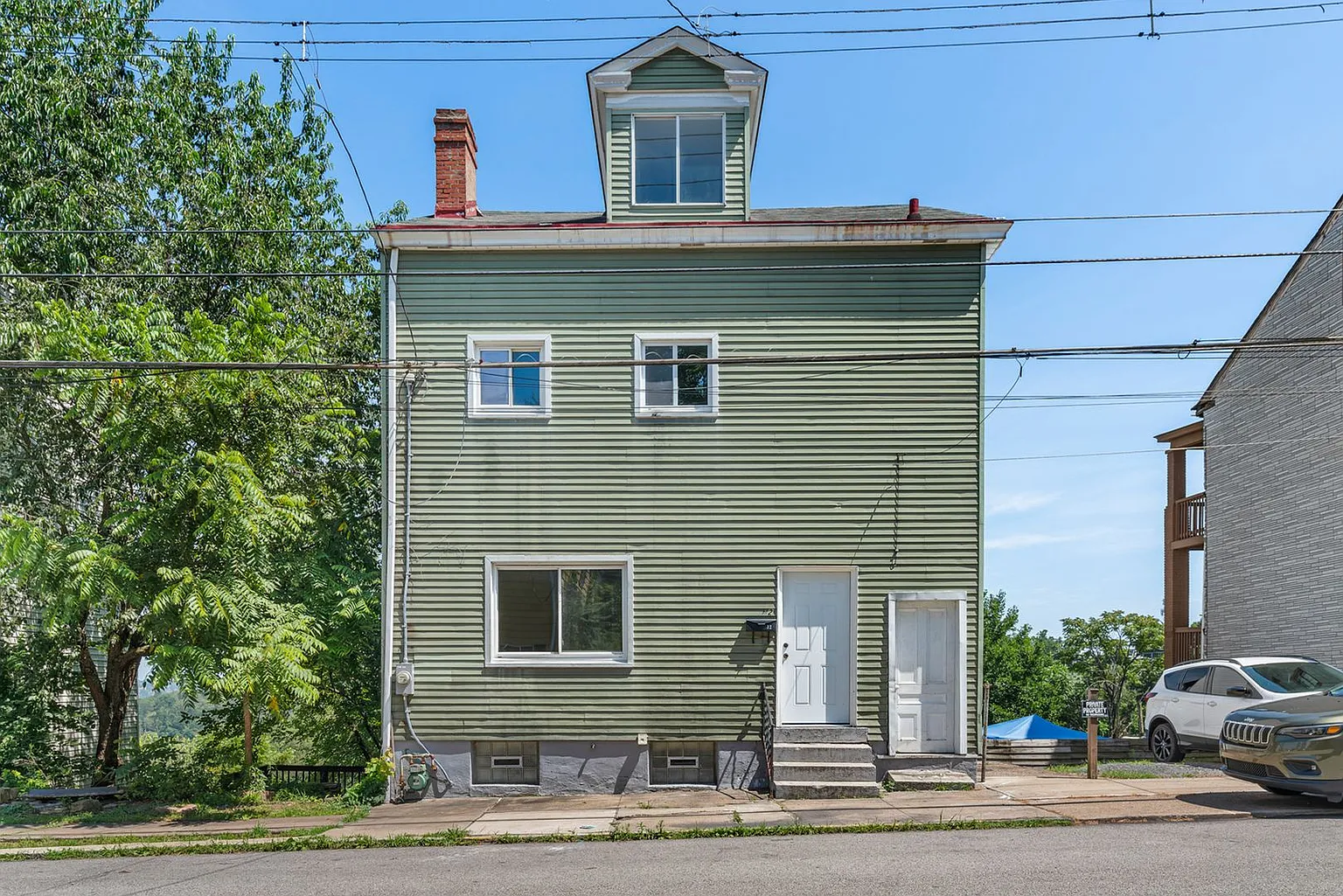 32 Mount Oliver St photo 1