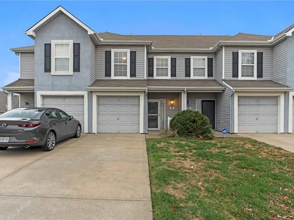 4 NE 95th Ct, Kansas City, MO 64155