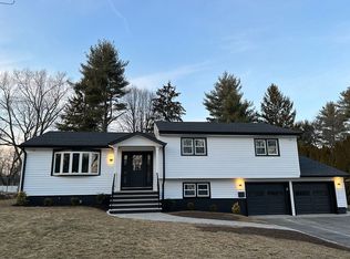 32 Mandon Dr, Wayne, NJ 07470