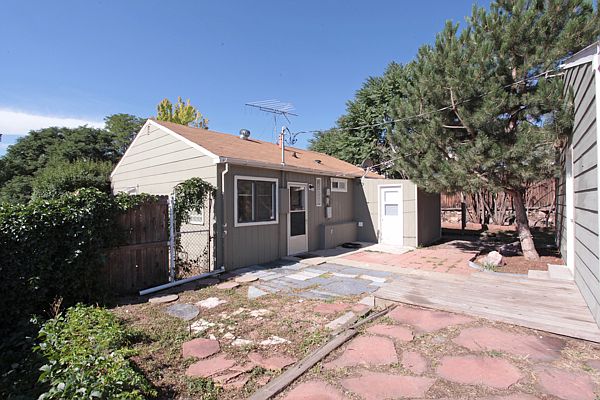 1st image of 1263 W Hoye Pl
