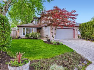 6118 SE Maple St, Hillsboro, OR 97123