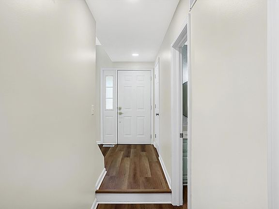 5th image of 7723 Keough Ct