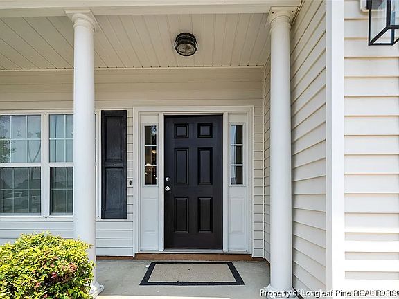5th image of 230 Marigold Ln