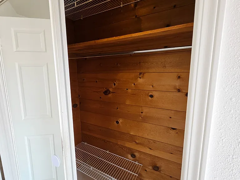1155 Swanson Ln — Photo 20