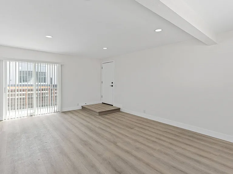 Seaview Terrace Apartment Homes — Photo 14