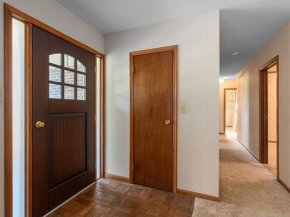 5th image of 1041 W 90th Ave N