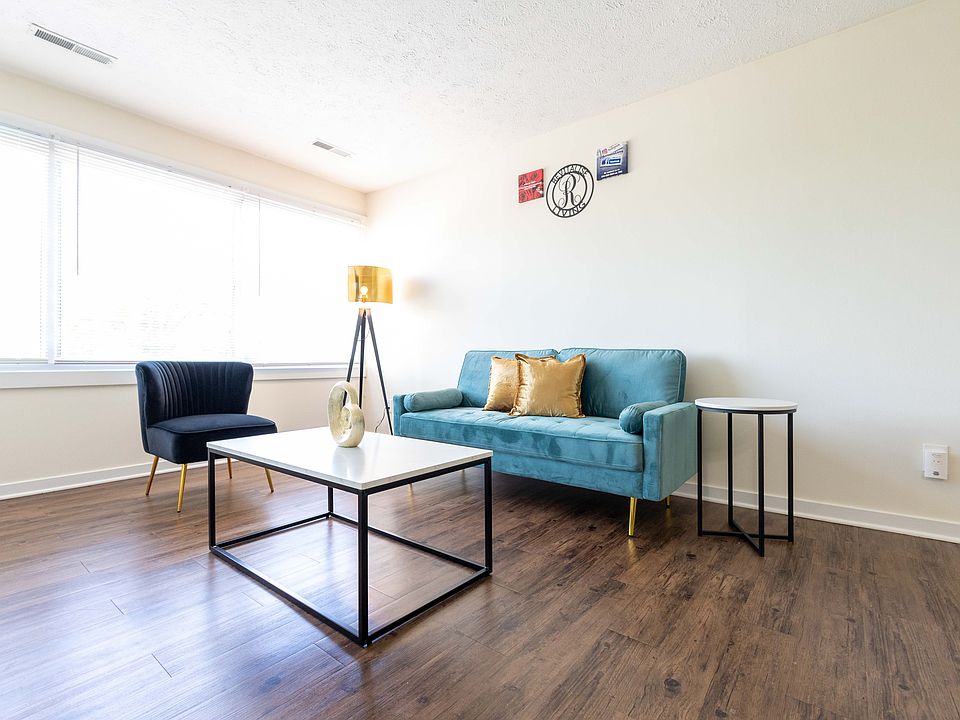 1st image of 27701 Mills Ave #311