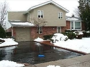 75 Orange Dr, Jericho, NY 11753