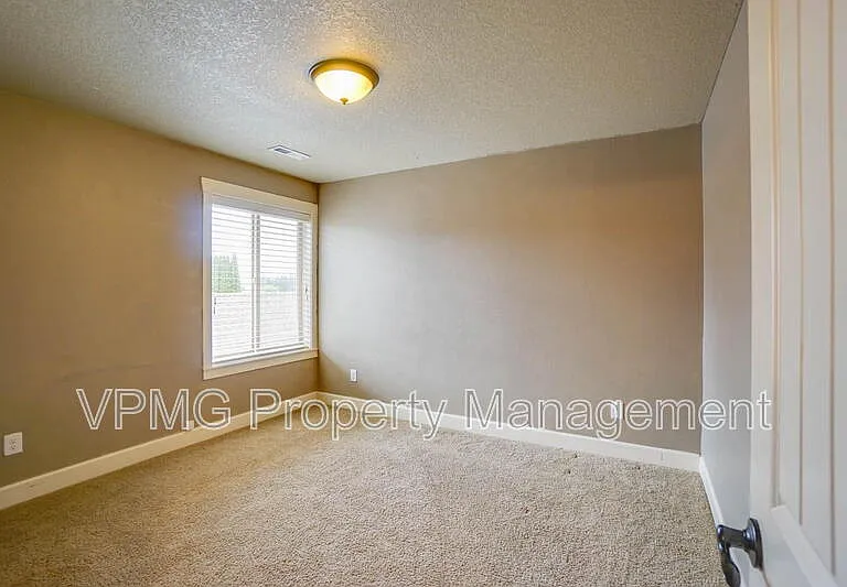 1506 S Dusky Dr — Photo 35