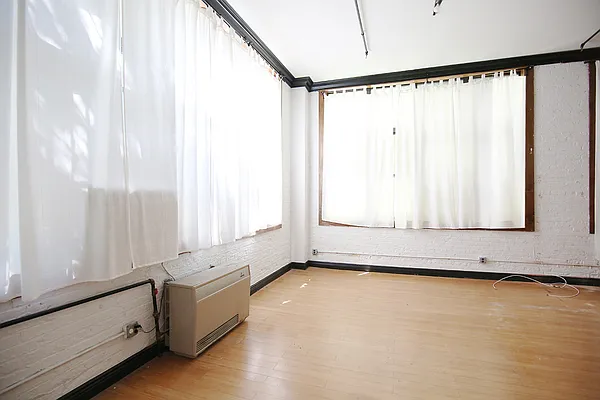 Rented by Owner | media 9