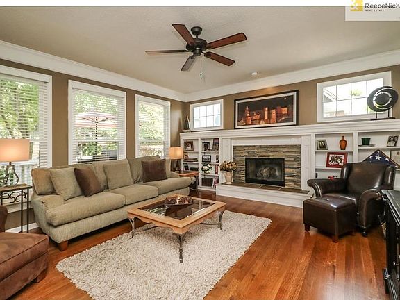 5th image of 15416 Beverly Ct