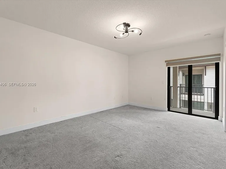 4746 NW 83rd Pkwy — Photo 14