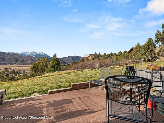 4th image of 805 Pinon Dr APT 4