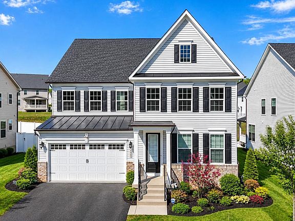 2nd image of 7949 Lawndale Cir