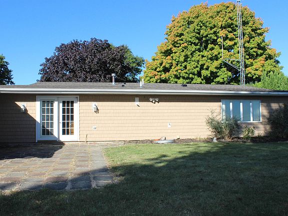 5th image of 218 McMurtry Dr