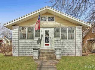2117 W Heading Ave, West Peoria, IL