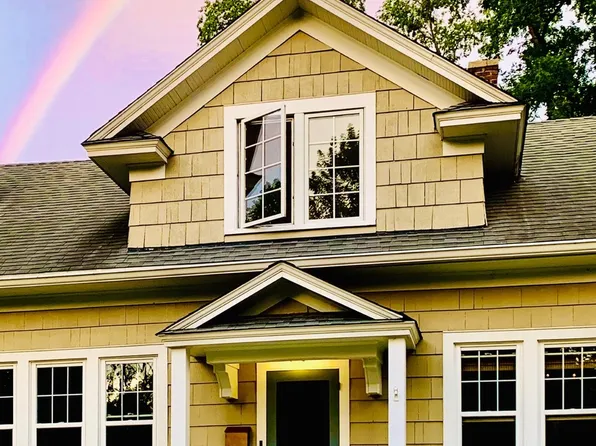 19 N June Ter, Lake Forest, IL 60045