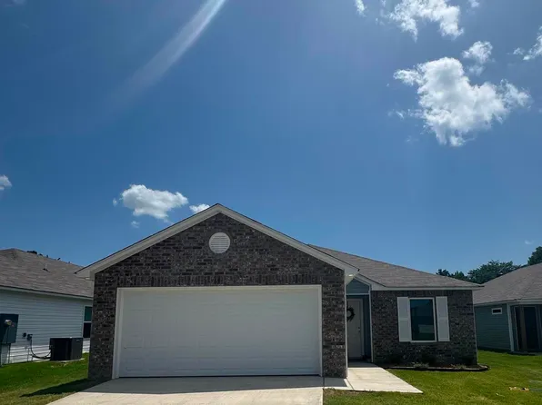 6 Bird House Way, Conway, AR 72032