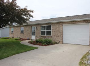 521 W State St, Ashley, IN 46705