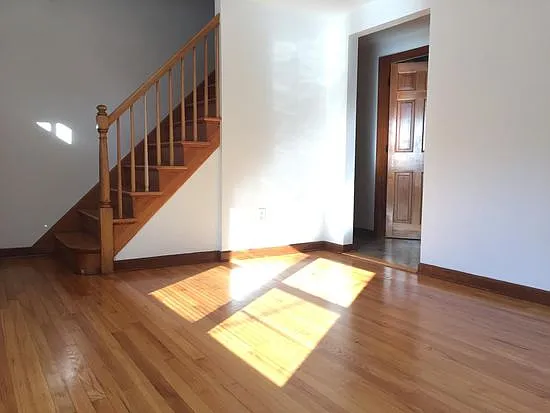 1310 Slater Rd — Photo 6