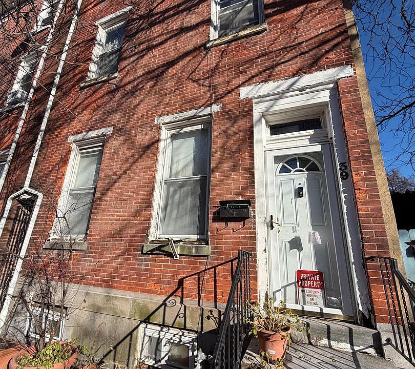 1st image of 39 Jacoby St