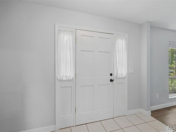 4th image of 715 Westbridge Dr