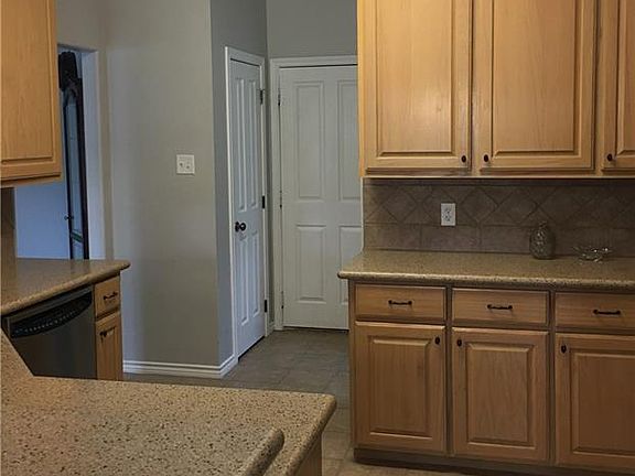 4th image of 4204 Camber Ct