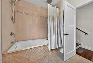 600 San Carlos Ave — Photo 24