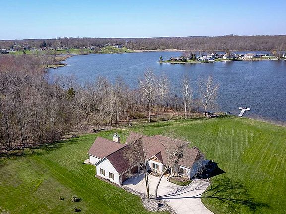 3rd image of 1512 Brookview Blvd
