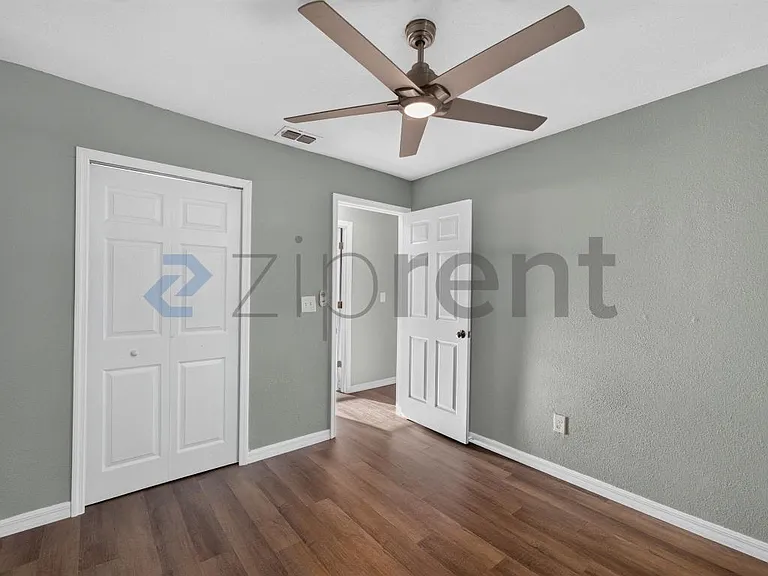 7425 Seagull Way — Photo 10