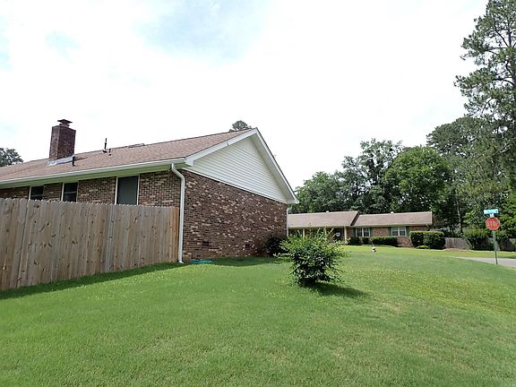 4th image of 1629 Northridge Dr