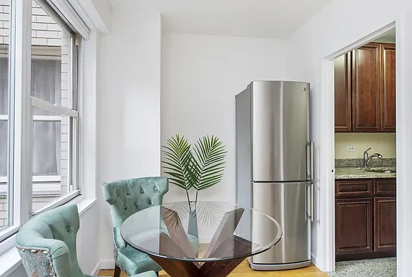 Sold by Compass | media 3