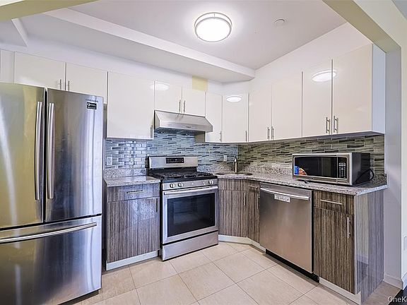 4th image of 138-12 Northern Blvd N #7F